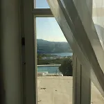 Blue Island Maisonette With Sharing Pool *