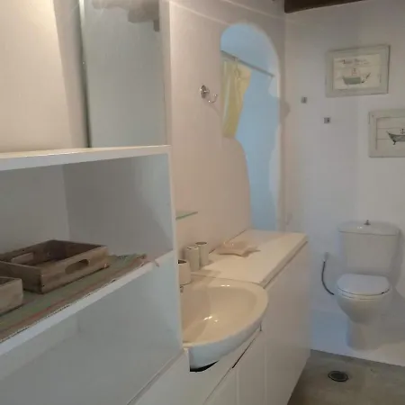 Blue Island Maisonette With Sharing Pool Holiday home